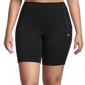 NWT Plus Size Sports Illustrated Women's Black Bike Shorts Pockets Size 0X